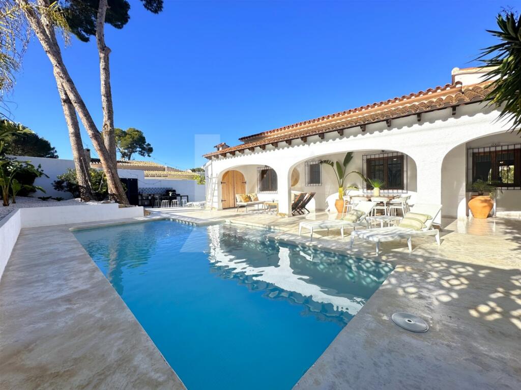 Main image of property: Valencia, Alicante, Moraira