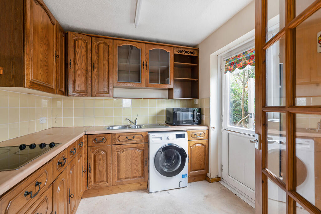 House in Teignbridge, Bishopsteignton - More