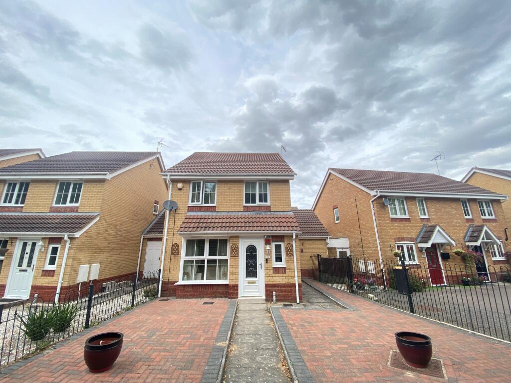 Main image of property: Farriers Way, Houghton Regis, DUNSTABLE