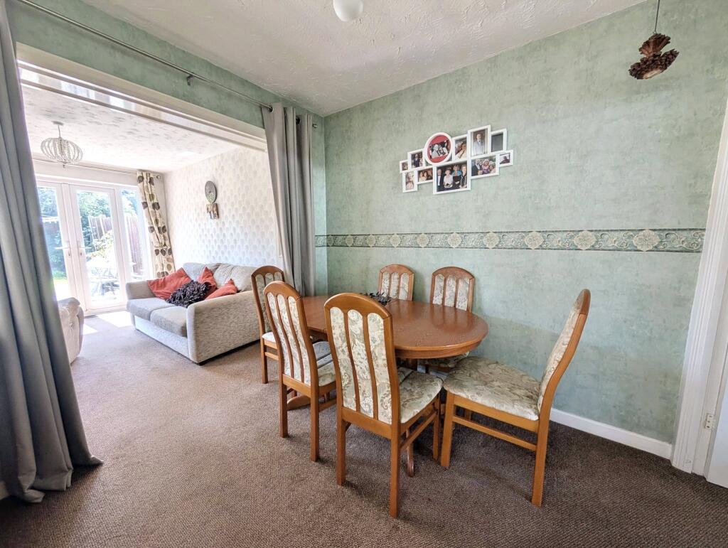 House in Neston, Cheshire West and Chester - More