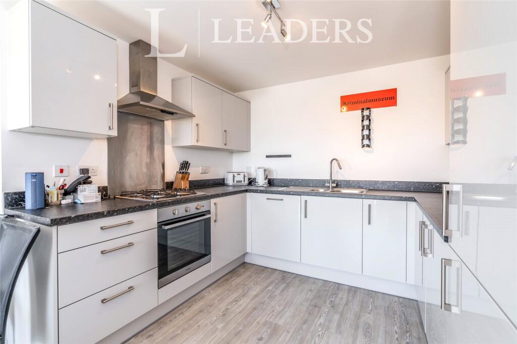 Apartment in Chichester, Oving - View 5