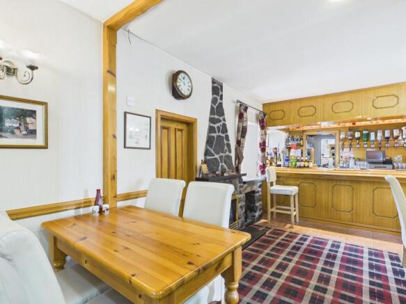 CAM03481G0-PR0165-STILL007