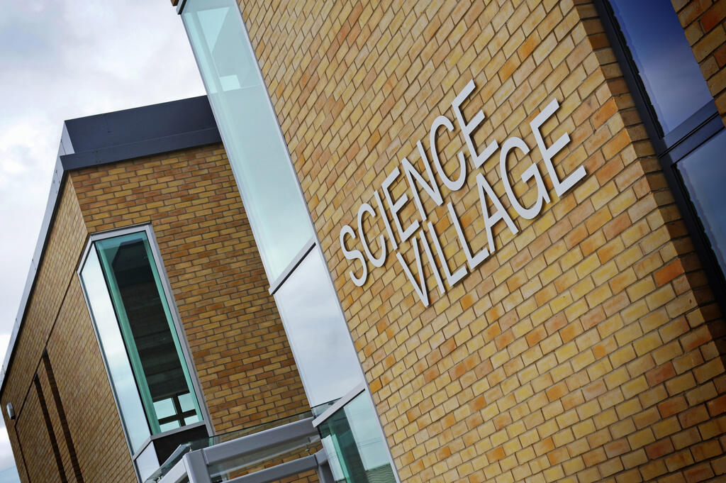 Science Village - External. Science Village - External.