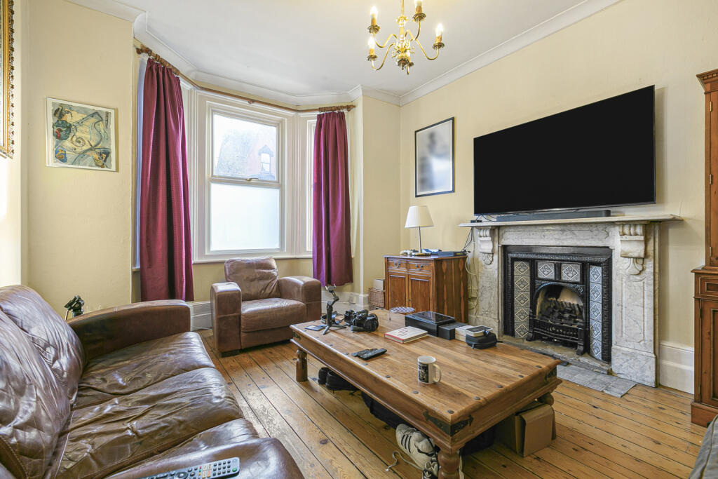 Lewin Road, London, SW16 - View 2