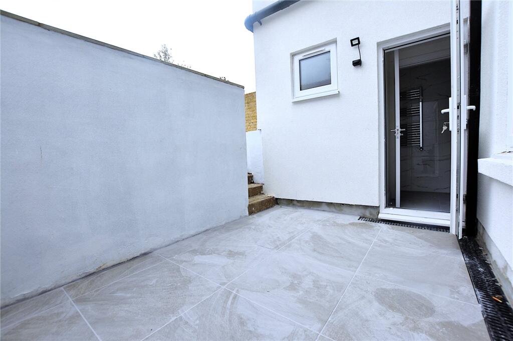 Apartment in London, Thornton Heath - View 2