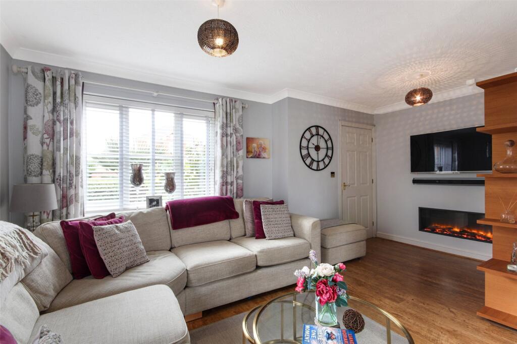 The Avenue, St. Marys Island, Chatham, Kent, ME4 – pohled 3