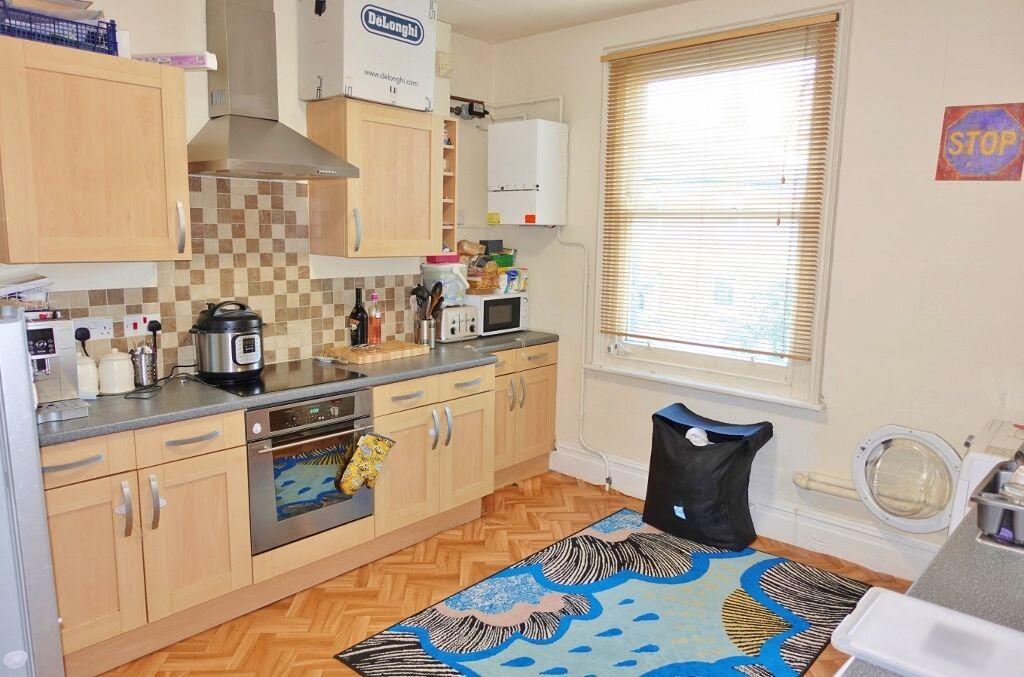 Apartment in Newmarket, Studlands Park - View 2