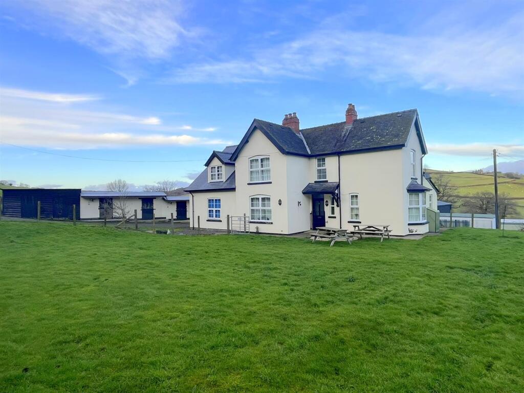 Main image of property: Oakley Park, Llanidloes