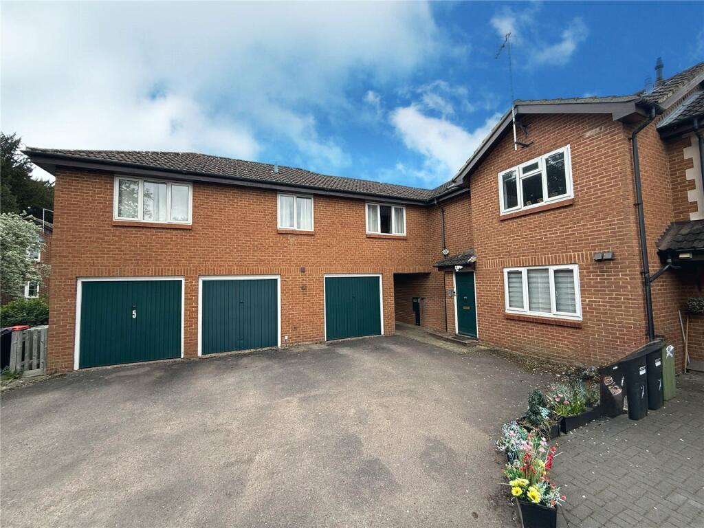 Main image of property: Sheppard Close, Newport Pagnell, Buckinghamshire, MK16