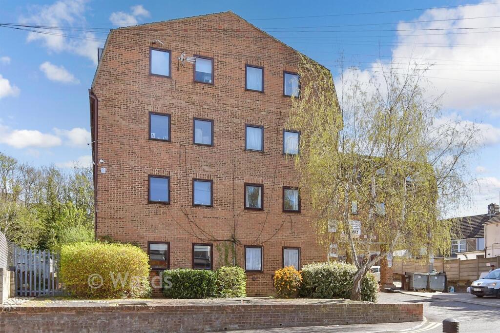 Main image of property: Richmond Road, Gillingham, Kent