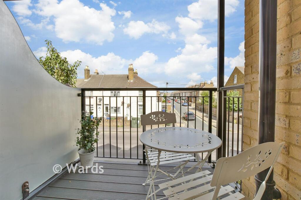 Apartment in Swale, Kent - View 4