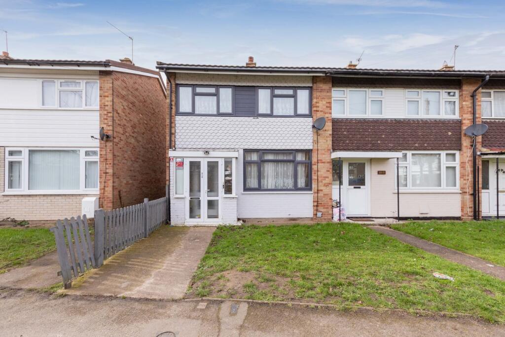 Main image of property: Parlaunt Road, Langley, SL3