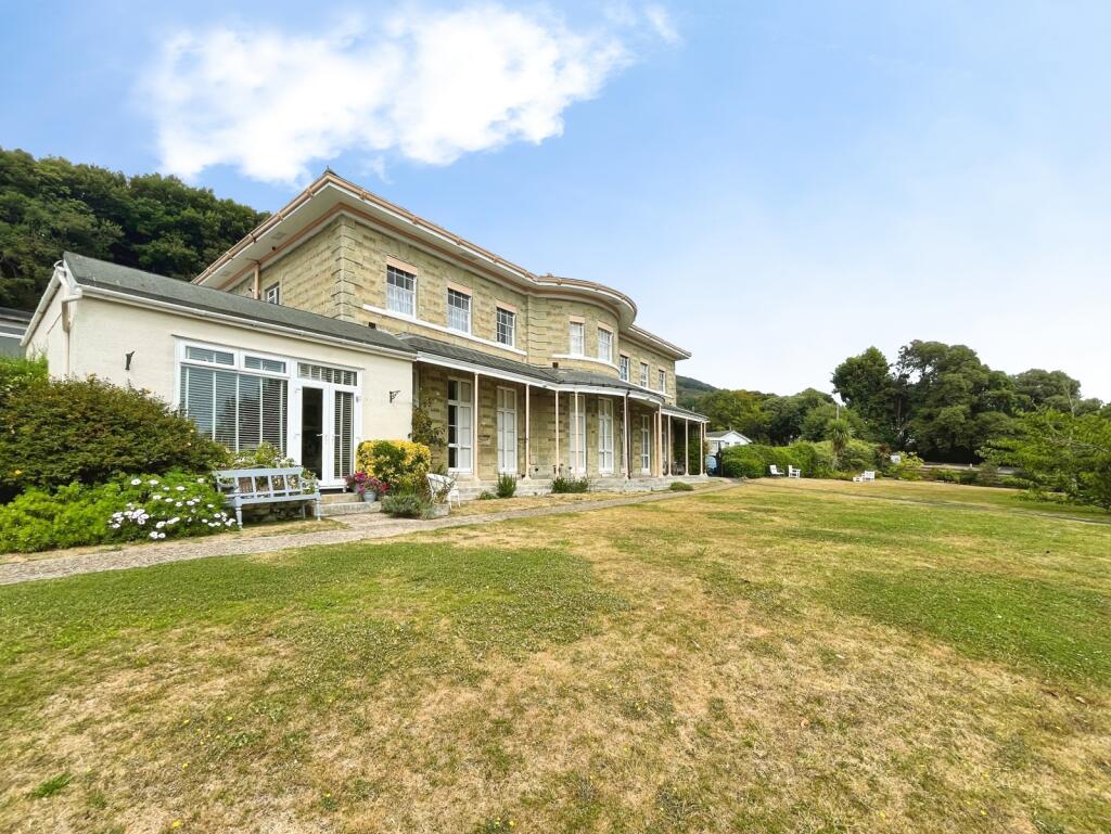Apartment in Ventnor, Isle of Wight - View 3