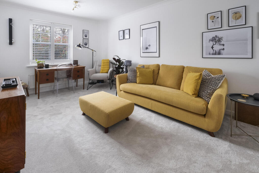 House in Bromsgrove - View 4