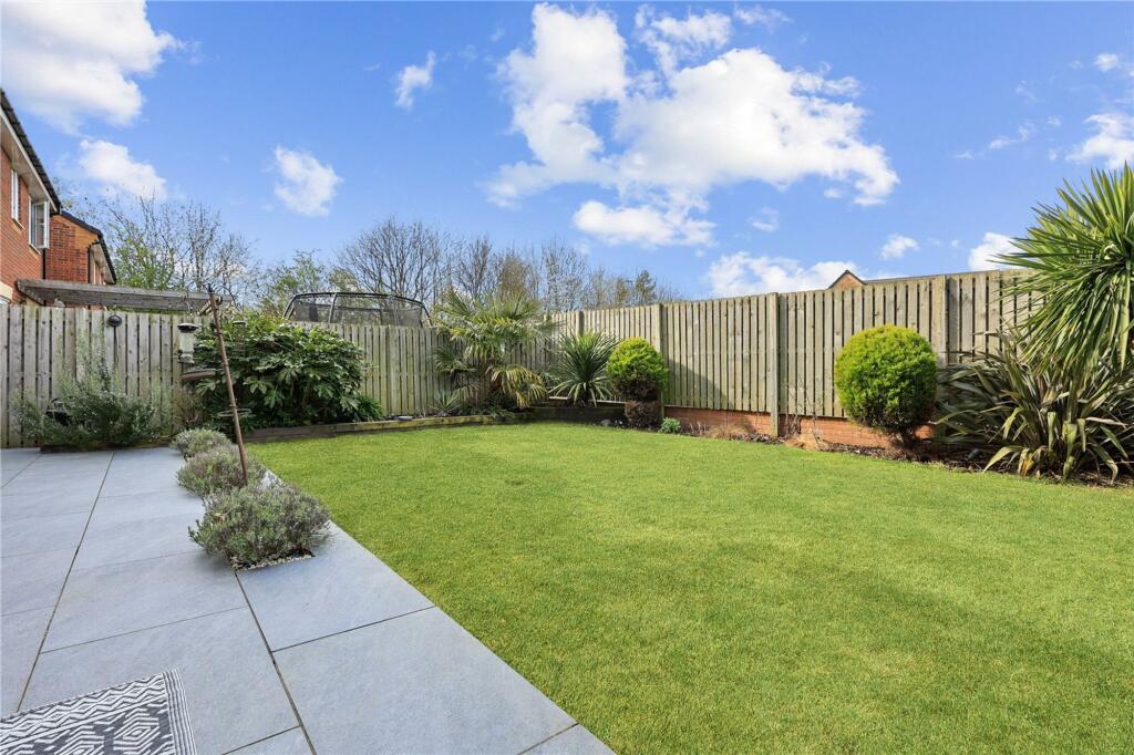 House in Stockton-on-Tees, Hemlington Grange, Stainton and Thornton - View 4