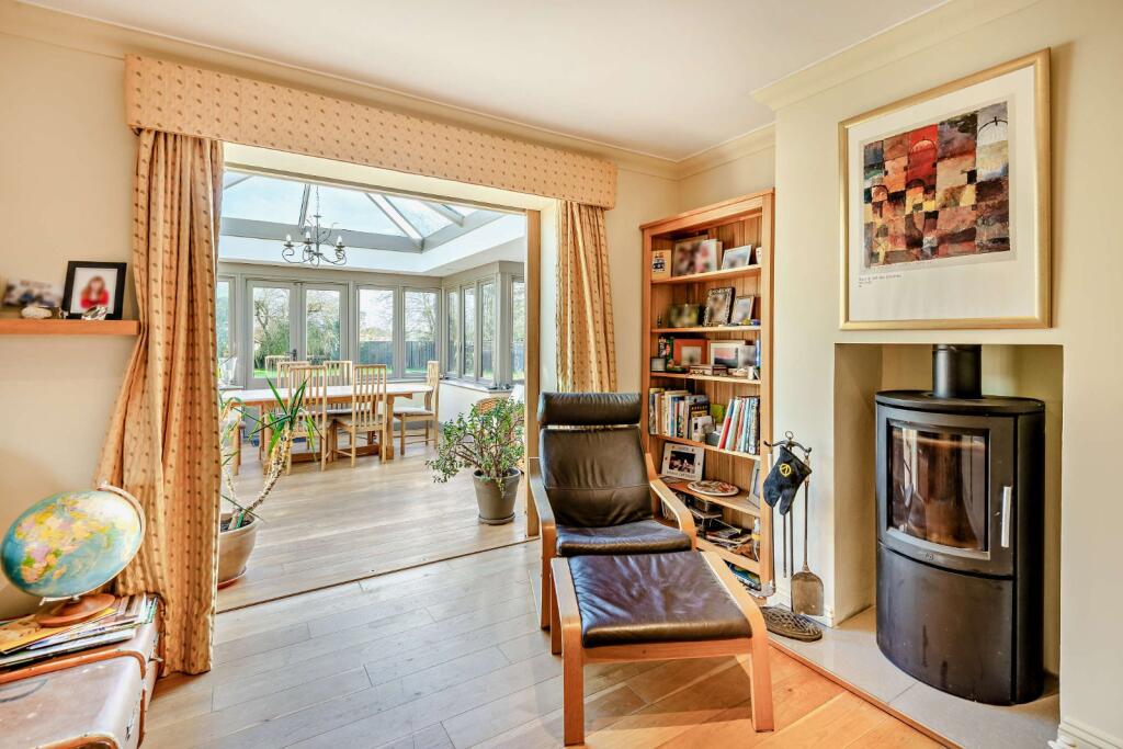 House in Chelmsford, Great and Little Leighs - More