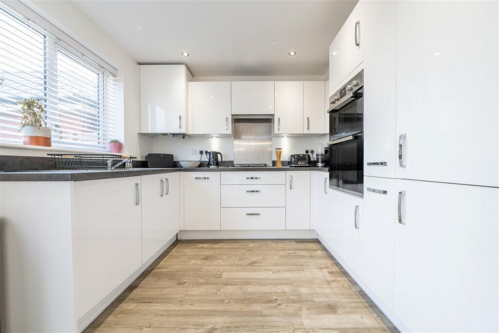 Rippon Way, Southampton, SO31 photo 2