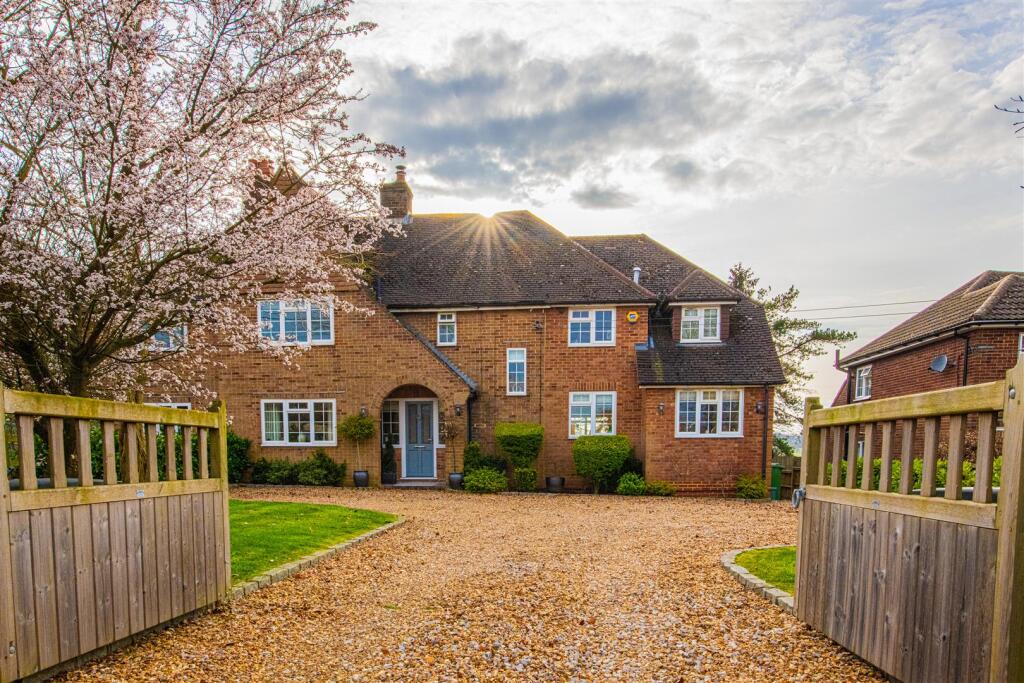 Main image of property: Soulbury View, Chelmscote, Leighton Buzzard