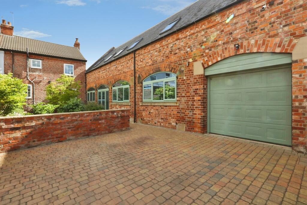 Main image of property: Cedric Road, Edenthorpe, DONCASTER