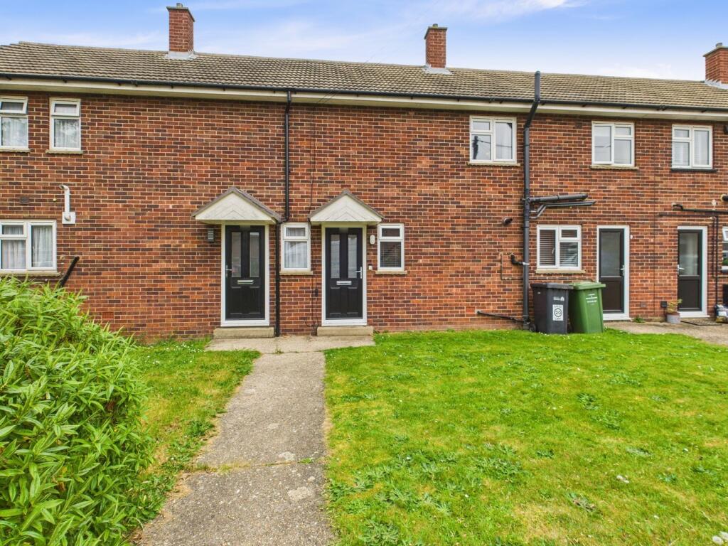 2-bed terraced on Elm Road, Upper Marham, King's Lynn, PE33, £165,000