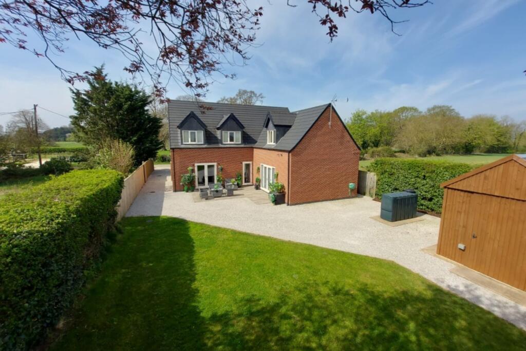 House in North Kesteven, Ashby de la Launde and Bloxholm - View 4