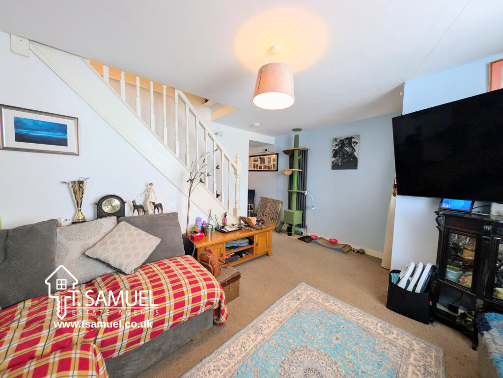 House in Hirwaun - View 5