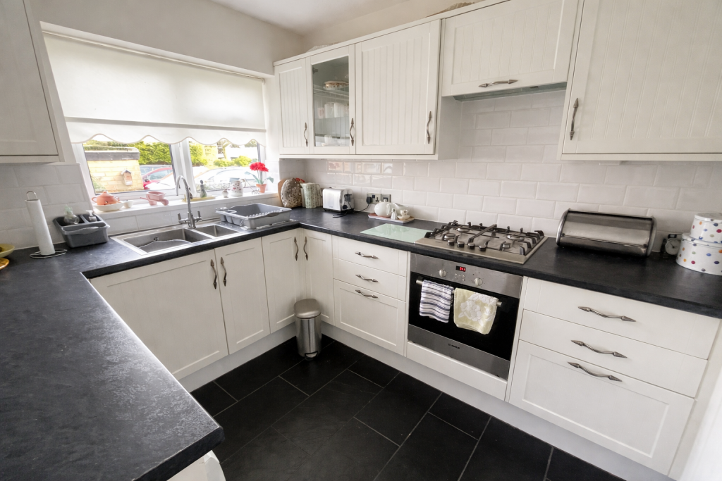 Additional image 4 of High Street, Henley-In-Arden, B95 5HX