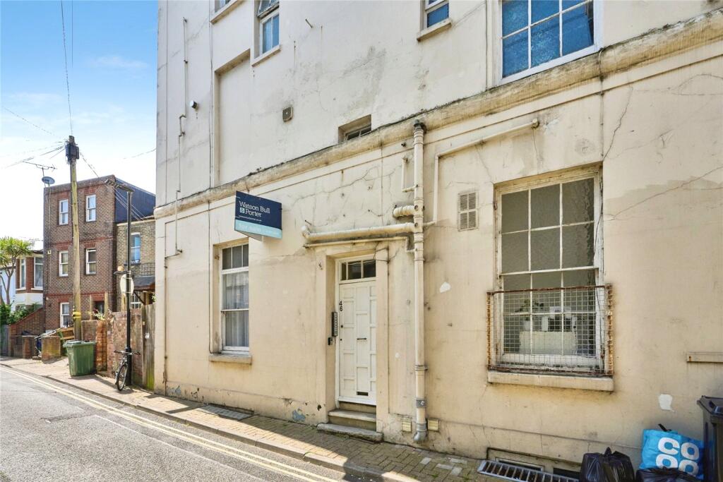 Apartment in Ryde, Isle of Wight - More