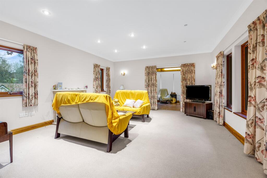 Additional image 10 of Oaklands Rise, Welwyn