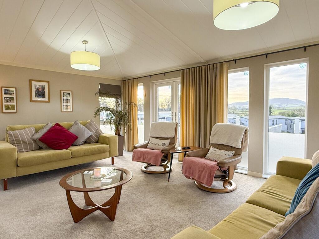 Two Bed Omar Apex 45x20, Shireburne Park, Waddington, Clitheroe, Lancashire, BB7 3LB photo 4