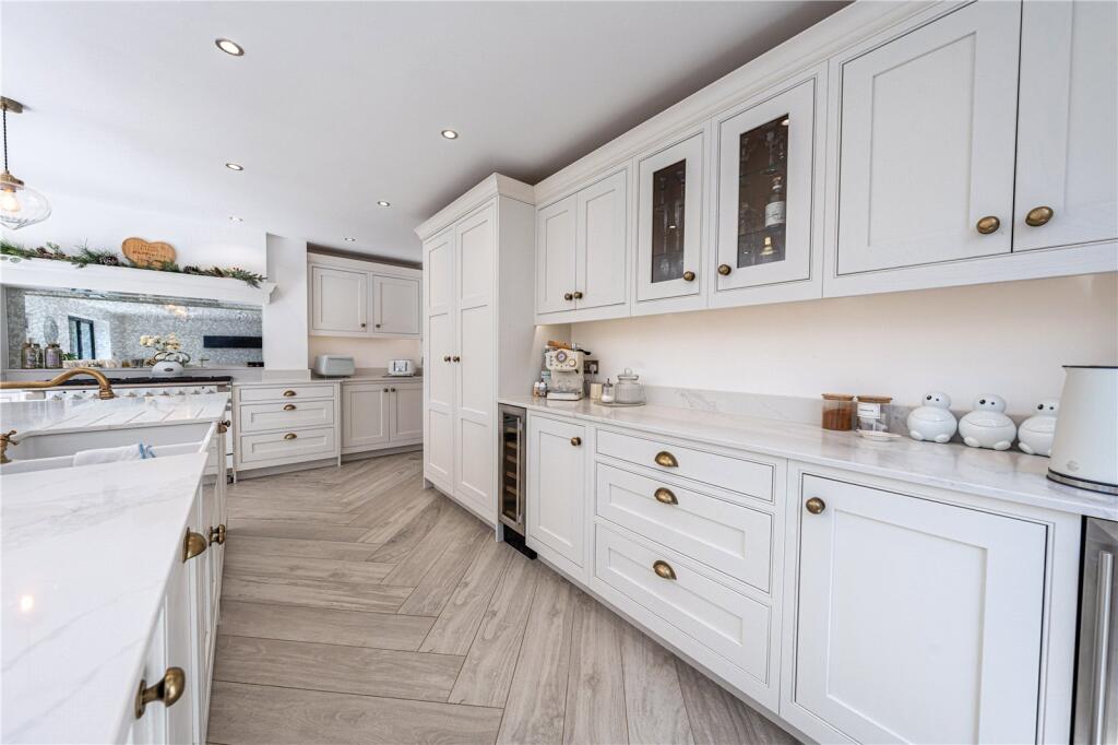 Additional image 5 of Carnoustie, Tamworth, Staffordshire, B77