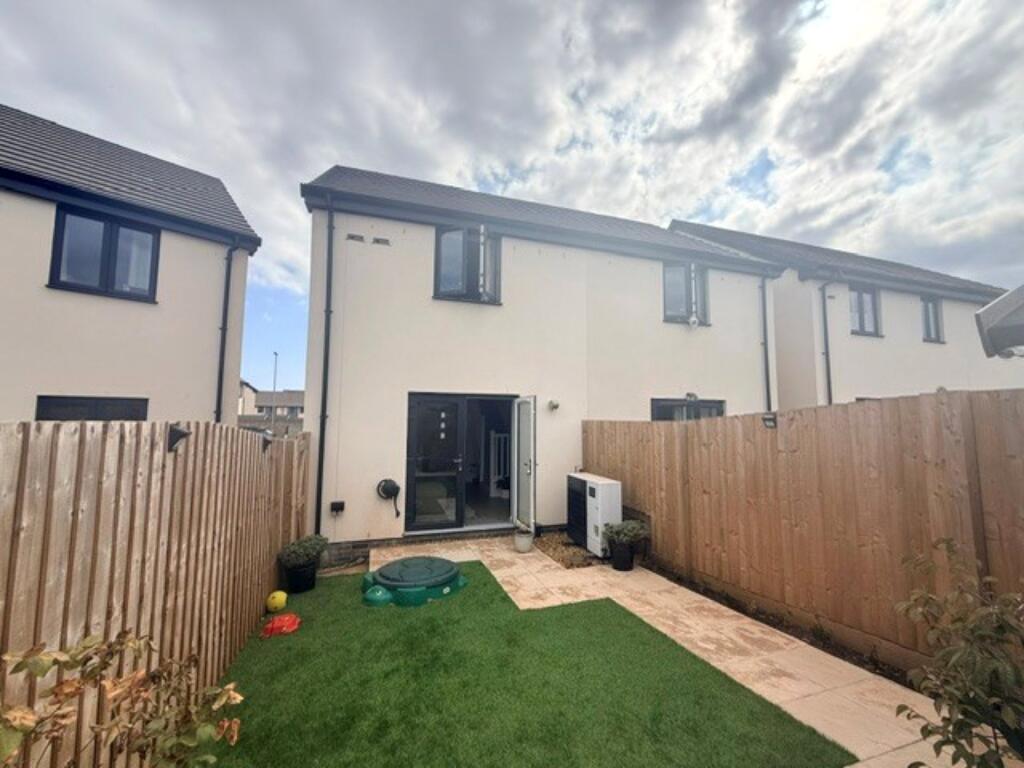 House in Torquay - More