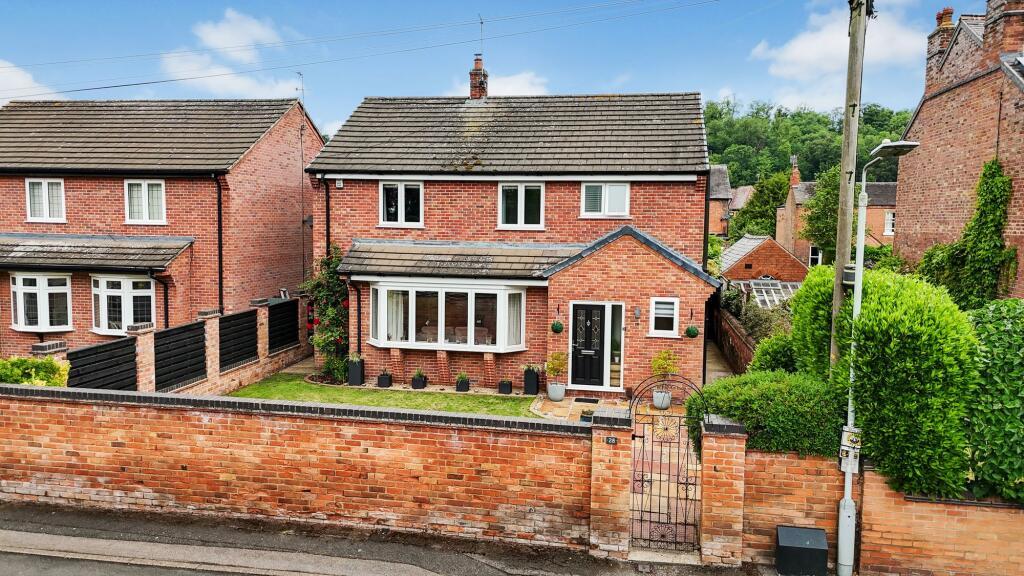 Main image of property: Wellington Road, Burton Joyce, NG14