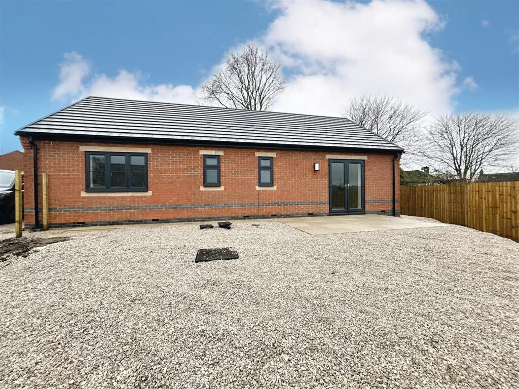 St Johns Road, Kilburn, Belper photo 3