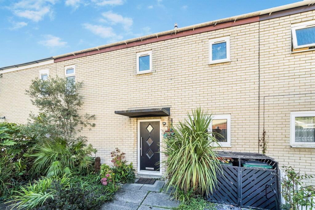 Main image of property: Hickling Walk, Crawley