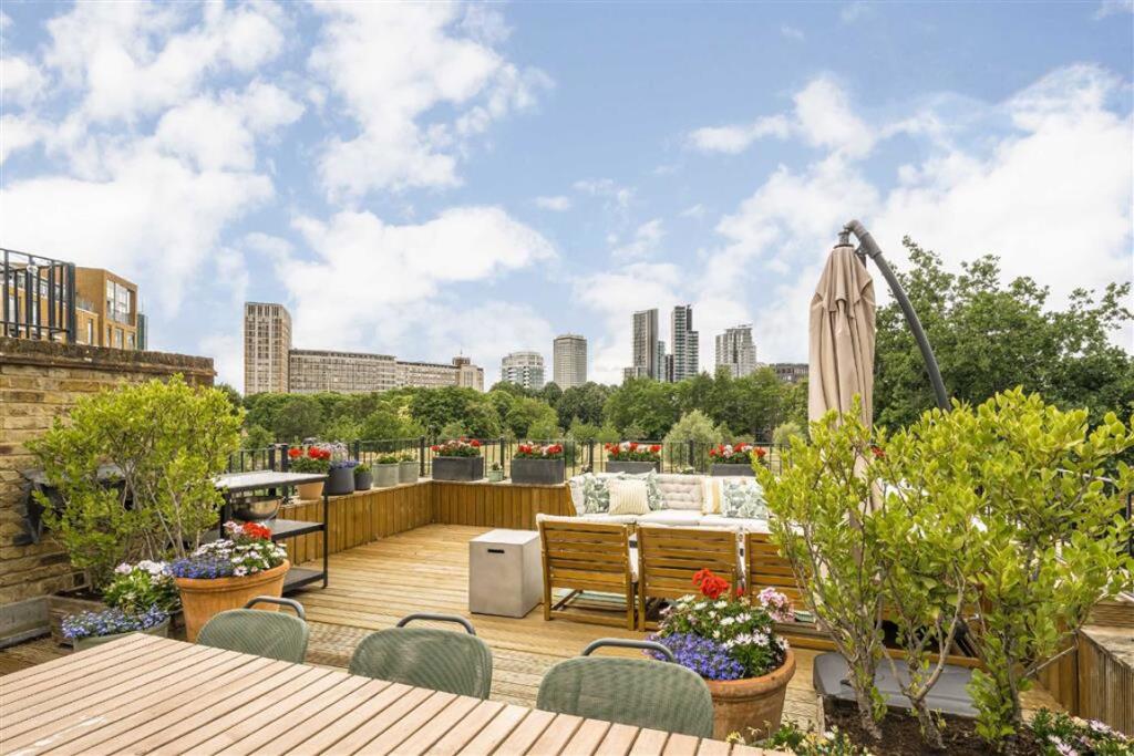 Main image of property: Kennington Lane, Kennington