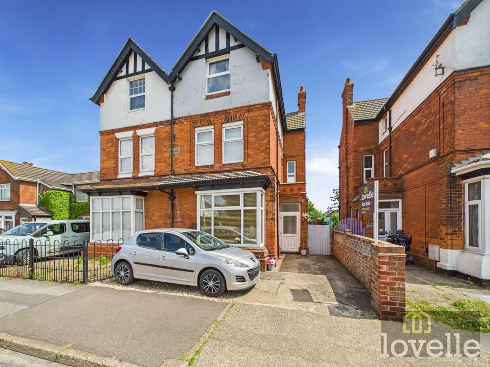Main image of property: Victoria Road, Mablethorpe, LN12