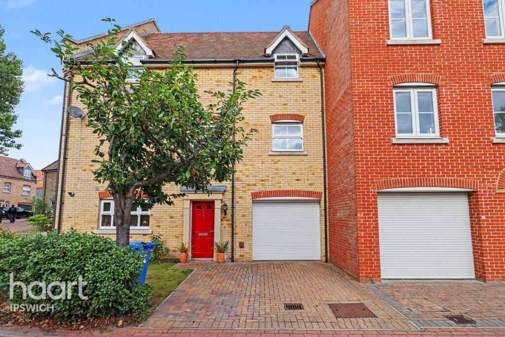 Main image of property: Fulham Way, Ipswich