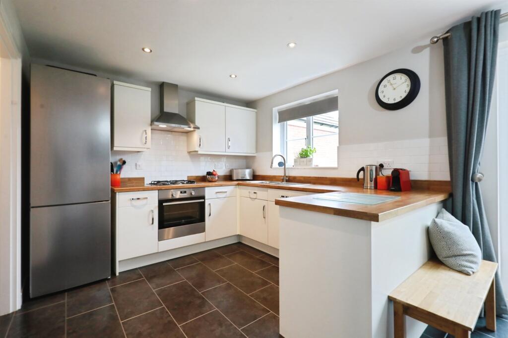 Anslow Road, Wellesbourne, Warwick photo 4