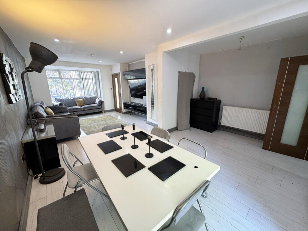 Hartfield Crescent, Acocks Green - View 2