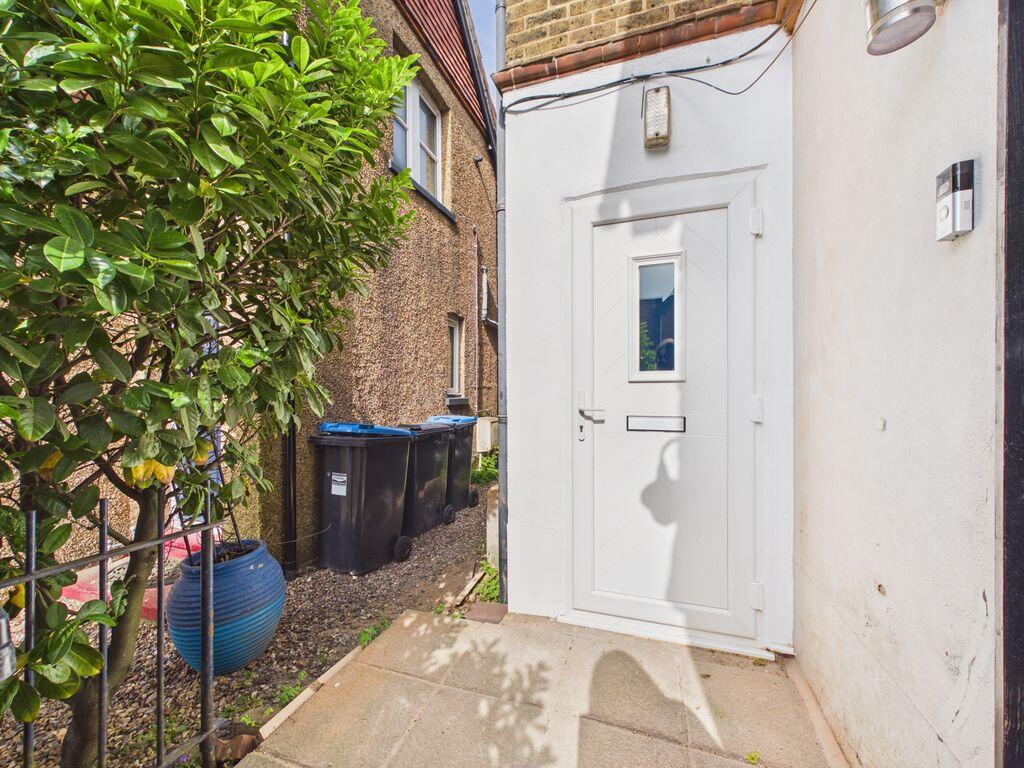 Main image of property: High Street, Caterham - £1200pcm 