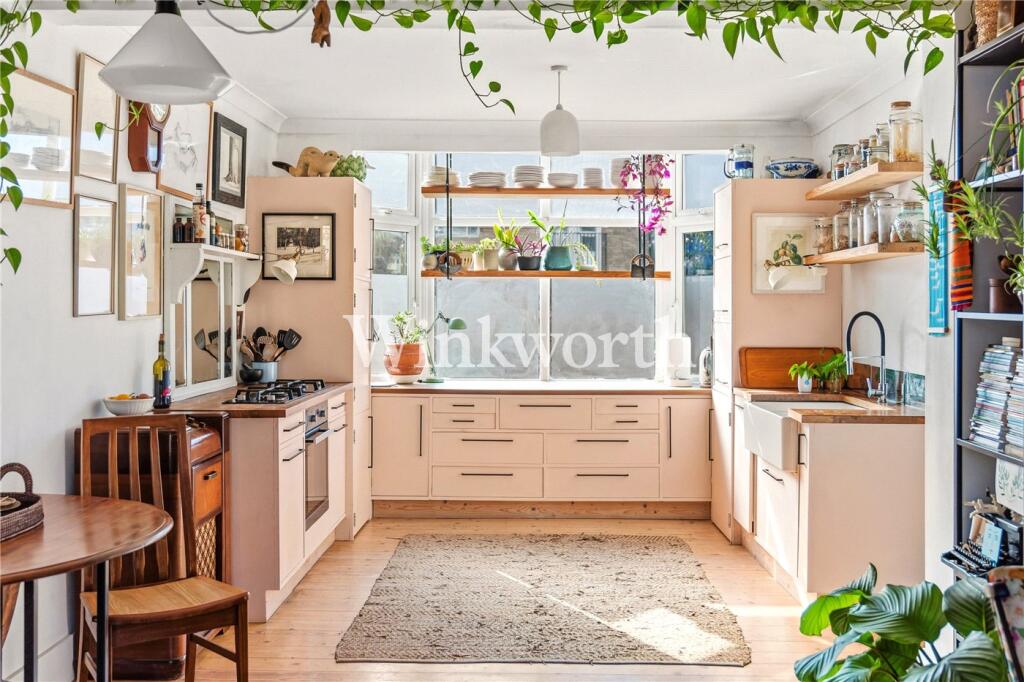 4-bed terraced on Coniston Road, London, N17, £595,000