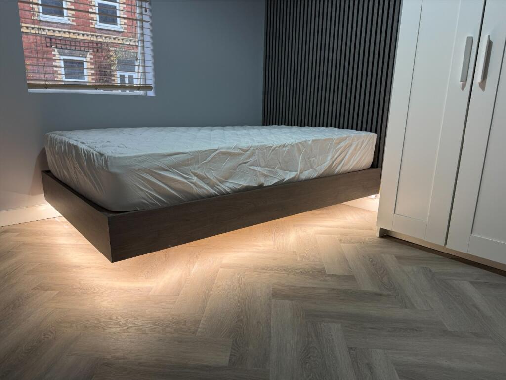 Main image of property: Essex Street, Reading, Berkshire, RG2 0EH