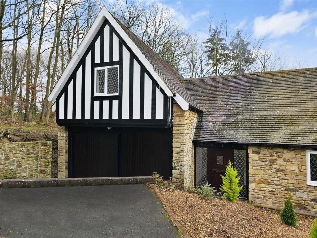 Main image of property: Adze Hall, Button Bridge, Buttonbridge, Kinlet