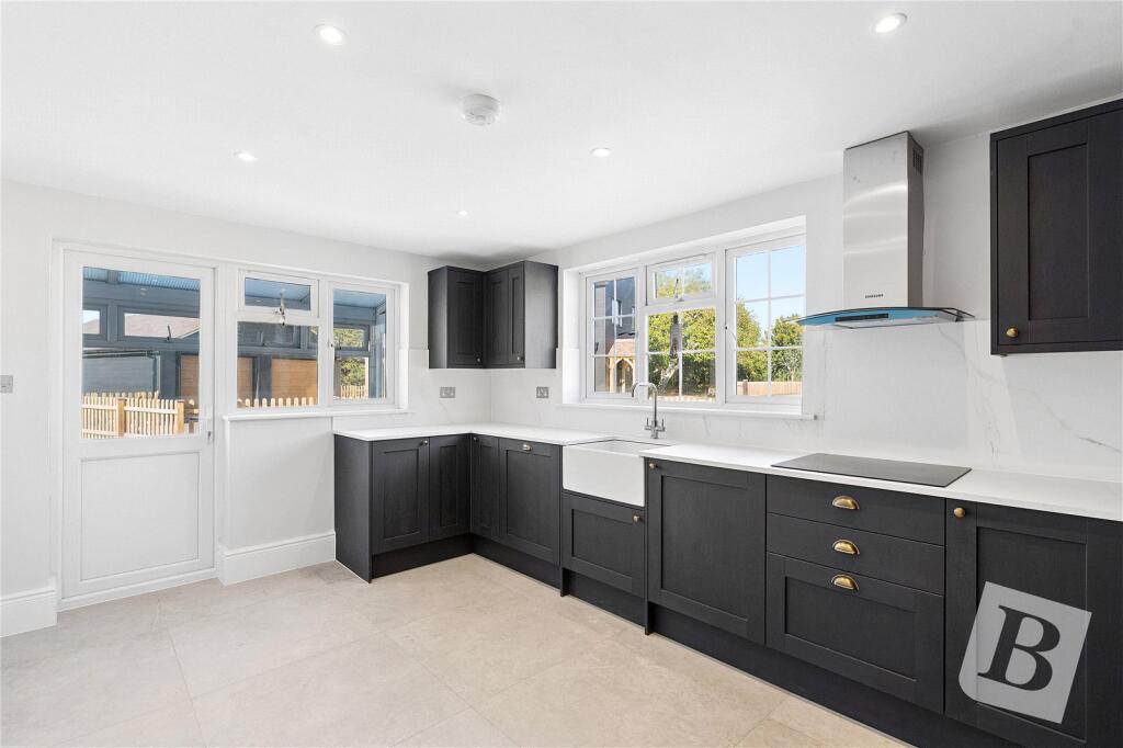 House in London - View 5