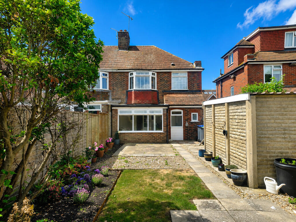 Phoenix Way, Southwick photo 3