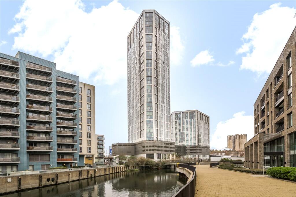 Main image of property: High Street, London, E15