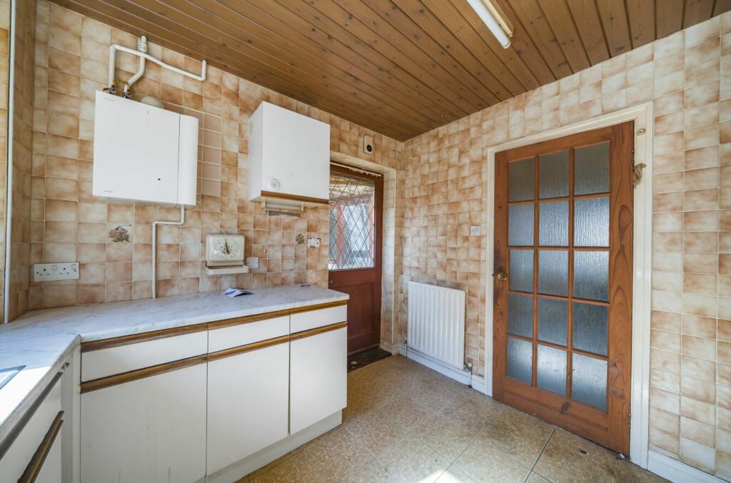James Street, Selsey, PO20 - View 3