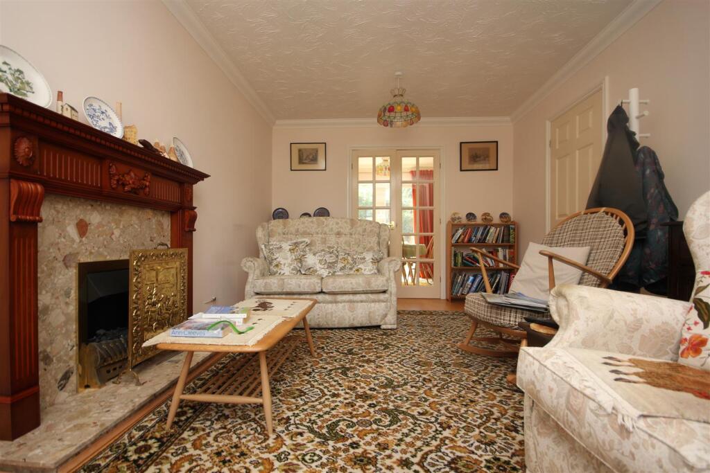 House in Higham Ferrers, North Northamptonshire - View 3