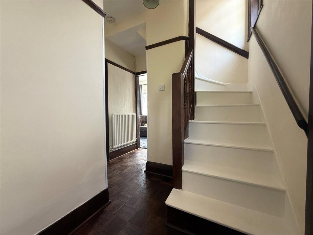 House in Wolverhampton, West Midlands - View 3
